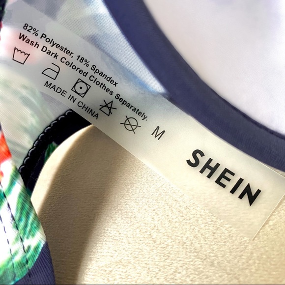 Shein Navy Blue Knot Front Underwire Halter Bikini Top Size Medium - Picture 2 of 6